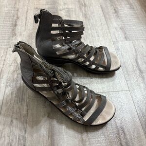 Jambu Brookline Women's silver Strappy Wedge Gladiator Sandals Size 9.5